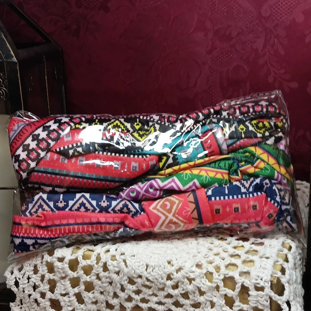🆕️LAST SET❣️BOHO RETRO AZTEC MULTICOLOR ACTIVE WEAR HEADBAND SET OF 4